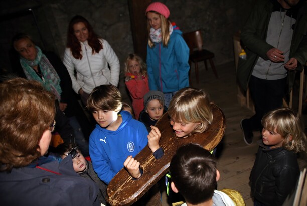 Öffentliche Familienführungen im Schattenburg-Museum