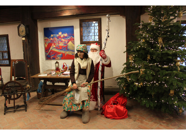 Baba Jaga - russische Waldhexe Baba Jaga - russische Waldhexe