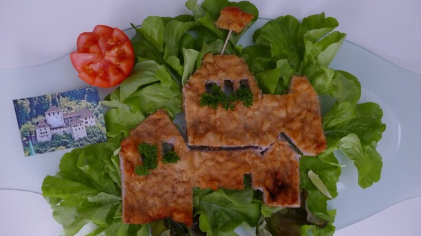 Burgbauwettbewerb 2020: Schnitzelburg von Linus Schnitzelburg von Linus