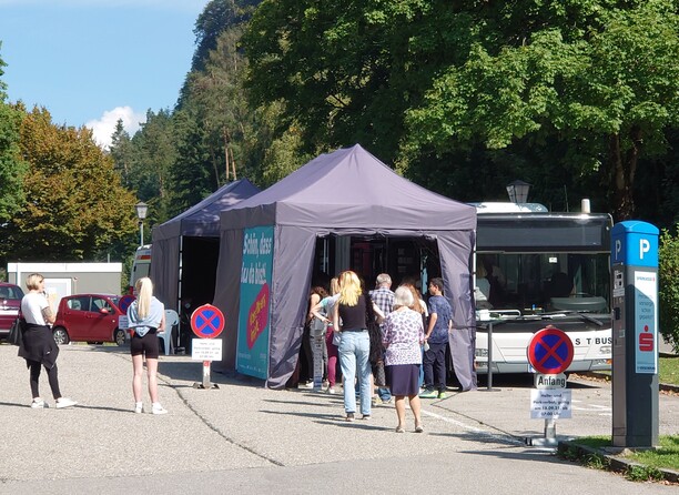 123 Personen nutzten die Chance. 123 Personen nutzten die Chance.