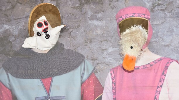 Burggeist Rudi und Burggans Agnes beim Foto-Shooting Rudi und Agnes