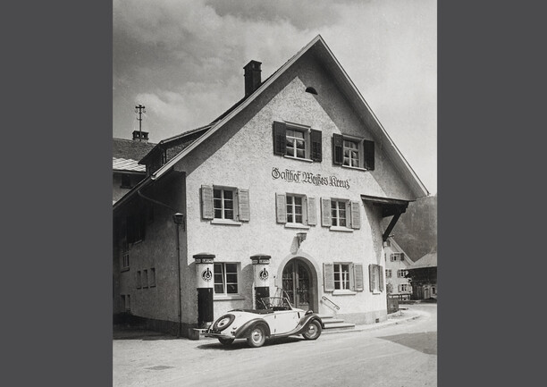 Neben Speis und Trank für das eigene Wohlbefinden, konnte auch das auto mit Benzin versorgt werden.