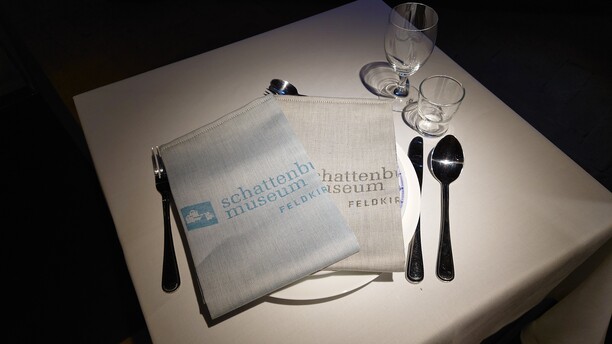 Schattenburgmuseum Feldkirch, ein besonderes Motiv Leinen und Baumwolle, perfekte Kombination für ein Geschirrtuch