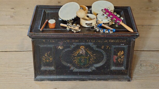 Mit Kling und Klang durch Raum und Zeit